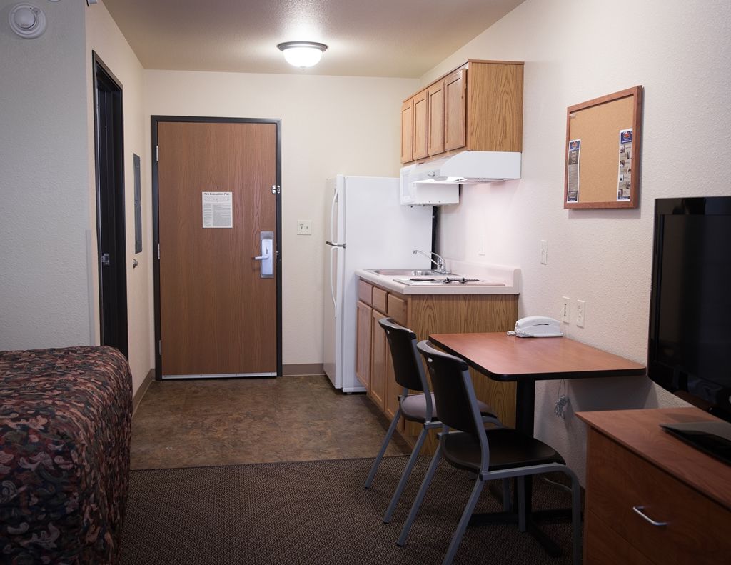 Woodspring Suites Kansas City レネックサ 部屋 写真