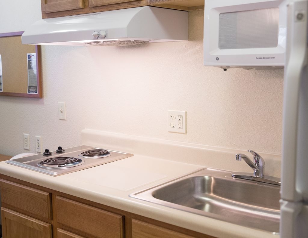 Woodspring Suites Kansas City レネックサ 部屋 写真