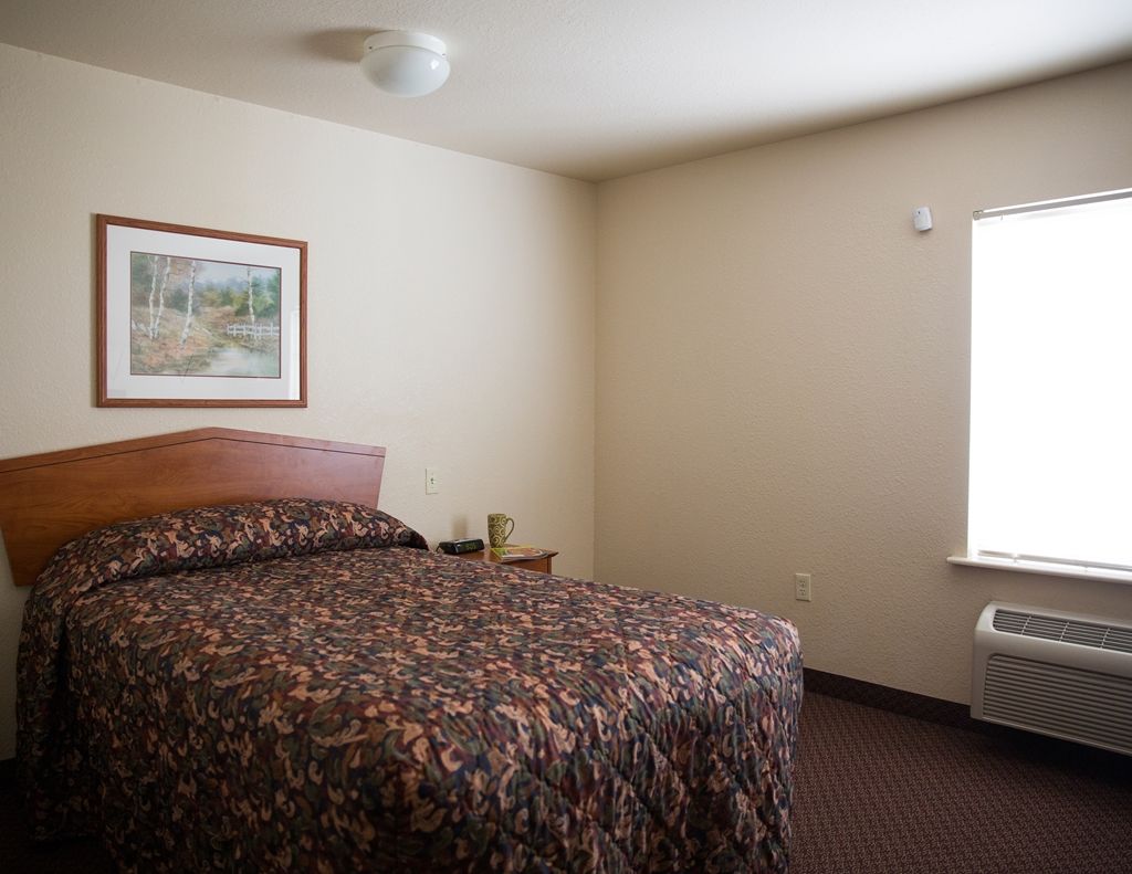 Woodspring Suites Kansas City レネックサ 部屋 写真