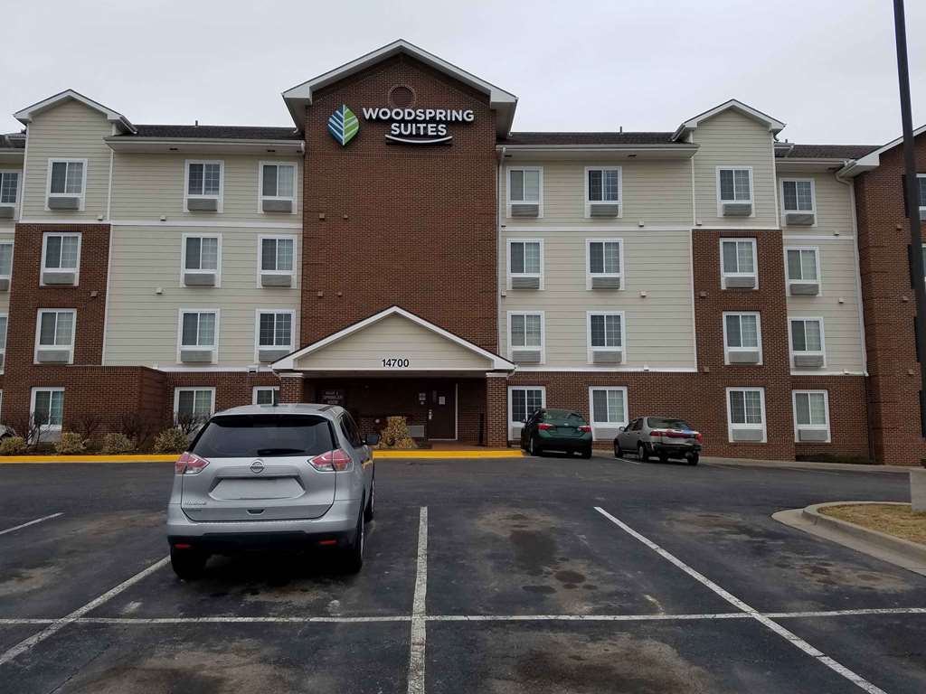 Woodspring Suites Kansas City レネックサ エクステリア 写真