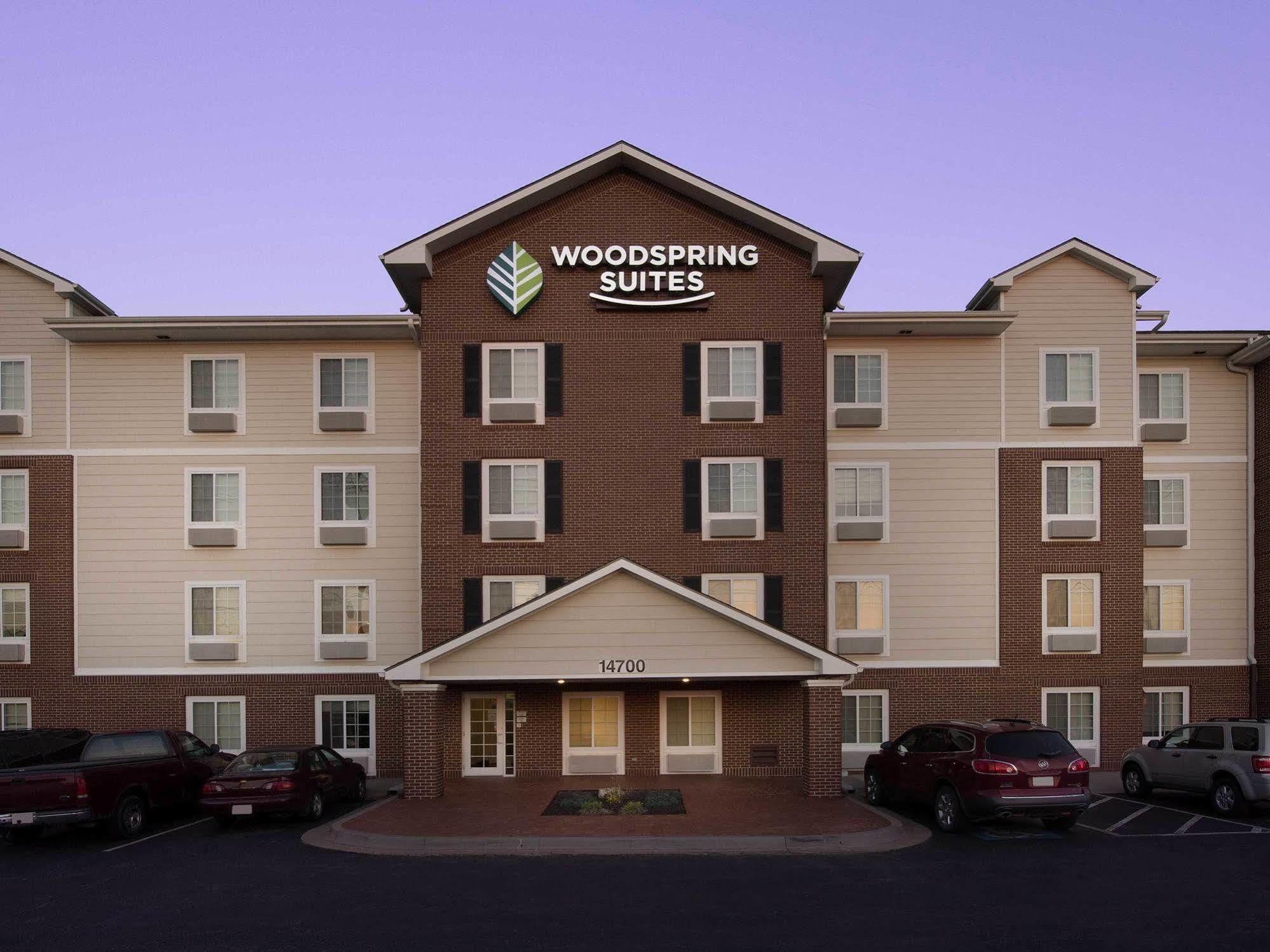 Woodspring Suites Kansas City レネックサ エクステリア 写真