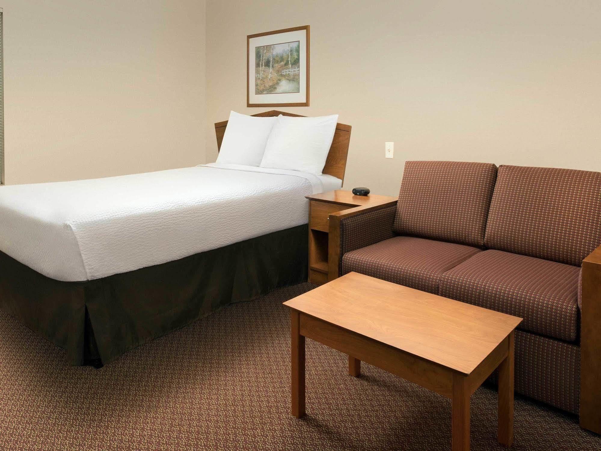 Woodspring Suites Kansas City レネックサ エクステリア 写真